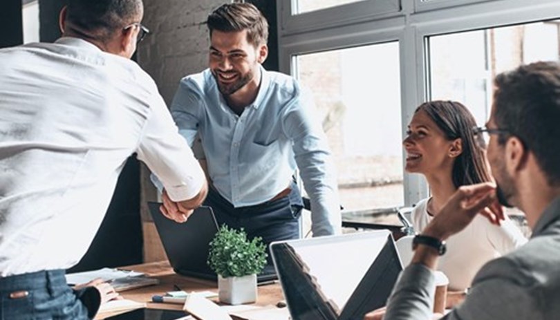 Recruit an employee from abroad with our international screening service